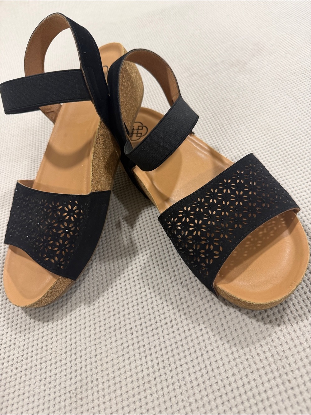 Daisy Fuentes Black Laser-Cut Wedge Sandals